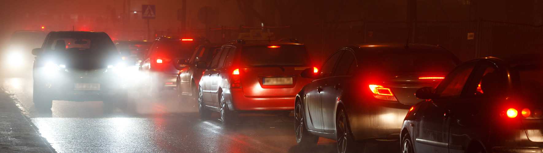 Nur Blender unterwegs?  Wenn Autoscheinwerfer gefühlt immer heller werden